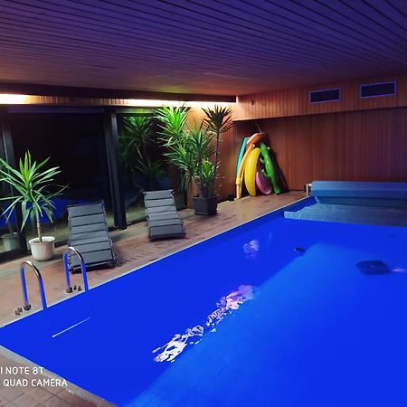Park Villa Ferienwohnung Mit Pool Und 3 Schlafzimmer أويلتسن المظهر الخارجي الصورة