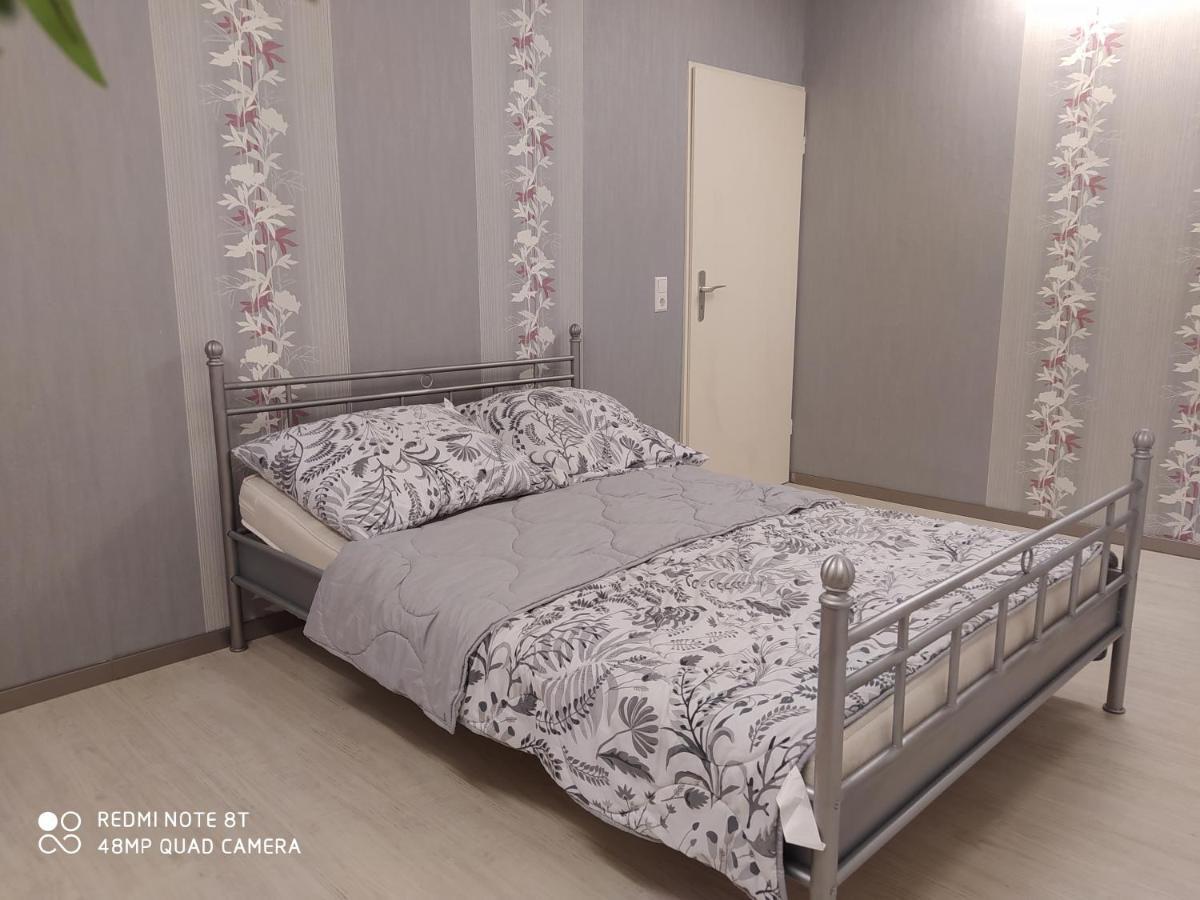 Park Villa Ferienwohnung Mit Pool Und 3 Schlafzimmer أويلتسن المظهر الخارجي الصورة